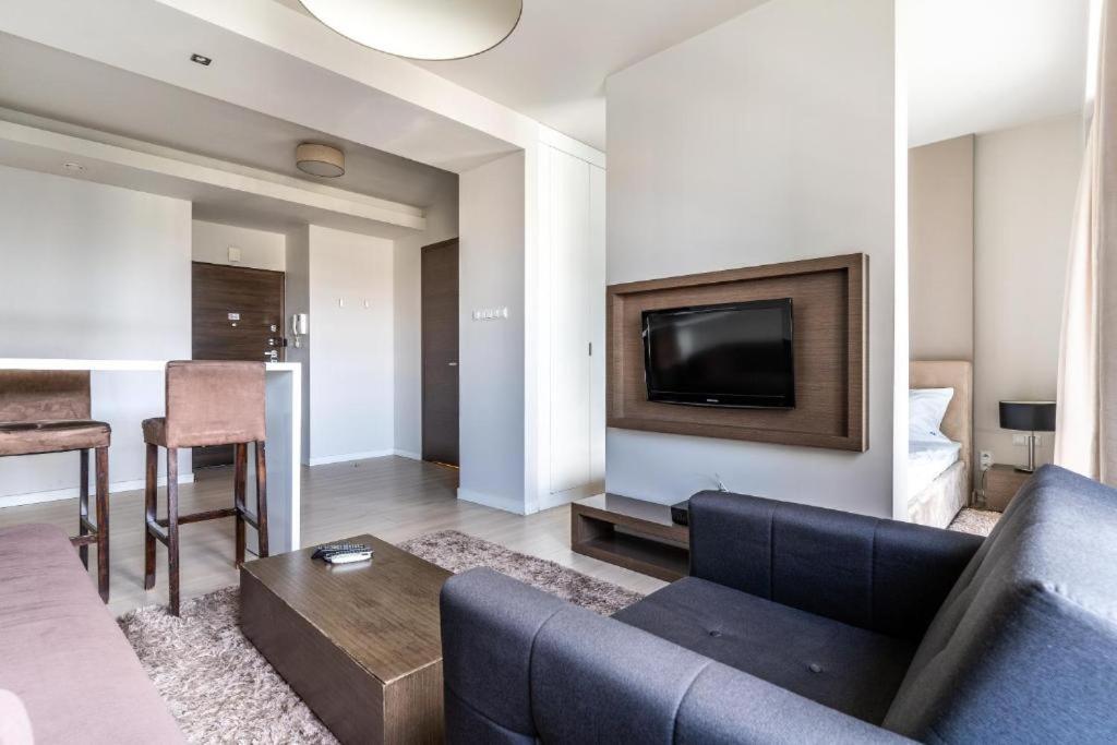 ורשה Platinum Tower - City Center - Golden Apartments מראה חיצוני תמונה