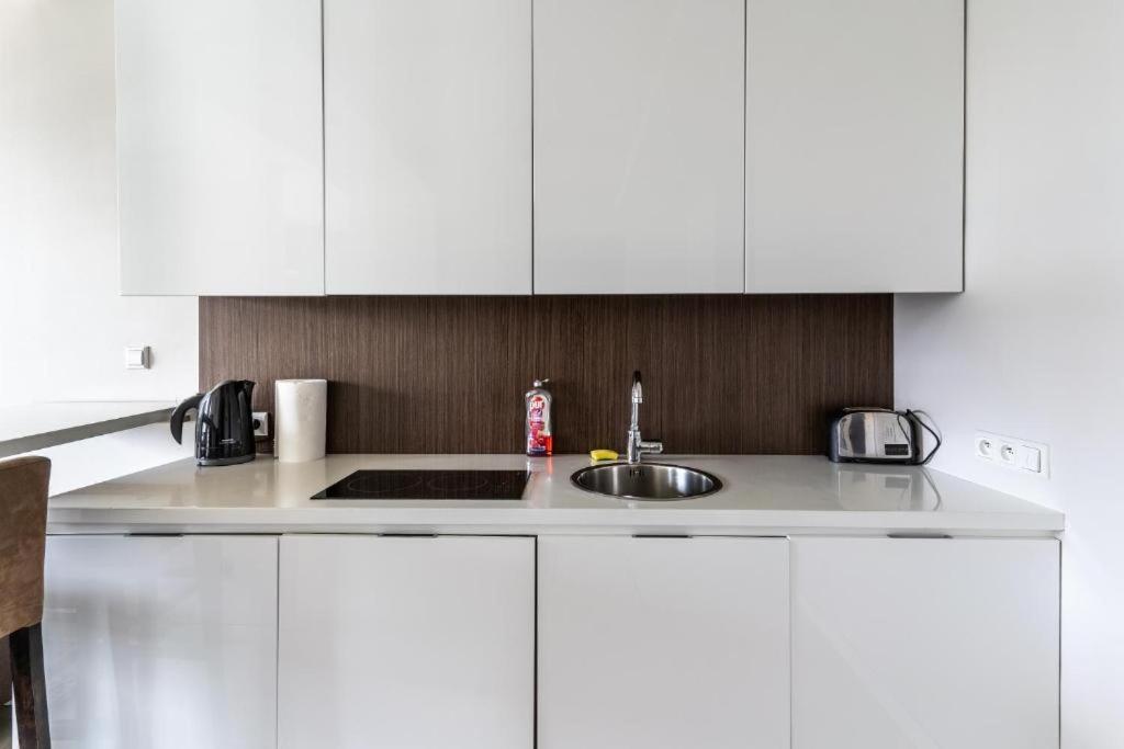ורשה Platinum Tower - City Center - Golden Apartments מראה חיצוני תמונה