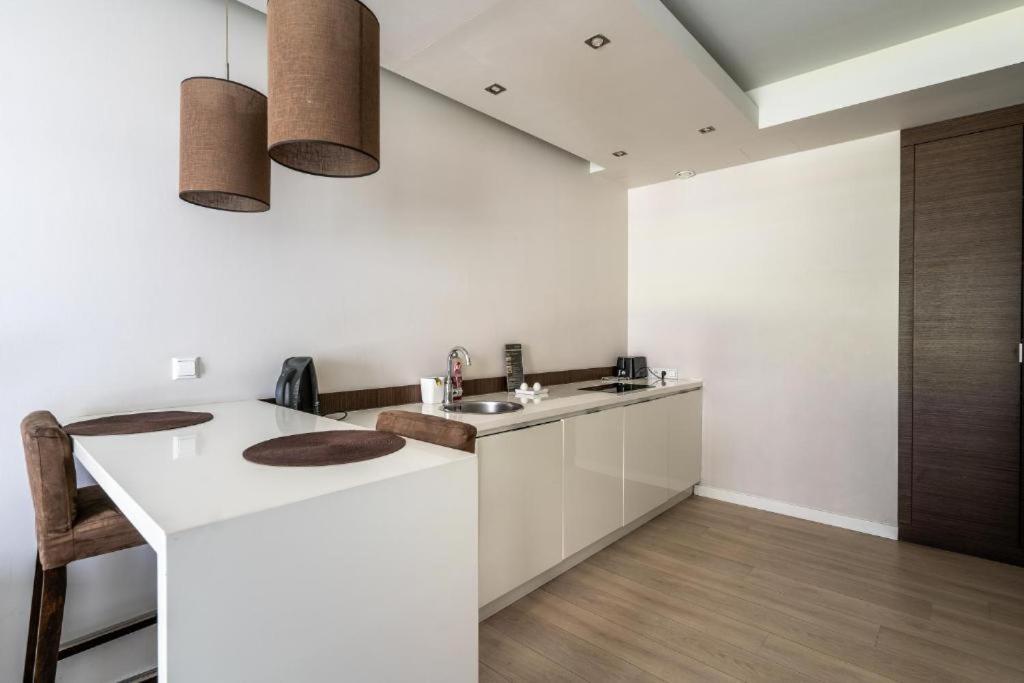 ורשה Platinum Tower - City Center - Golden Apartments מראה חיצוני תמונה