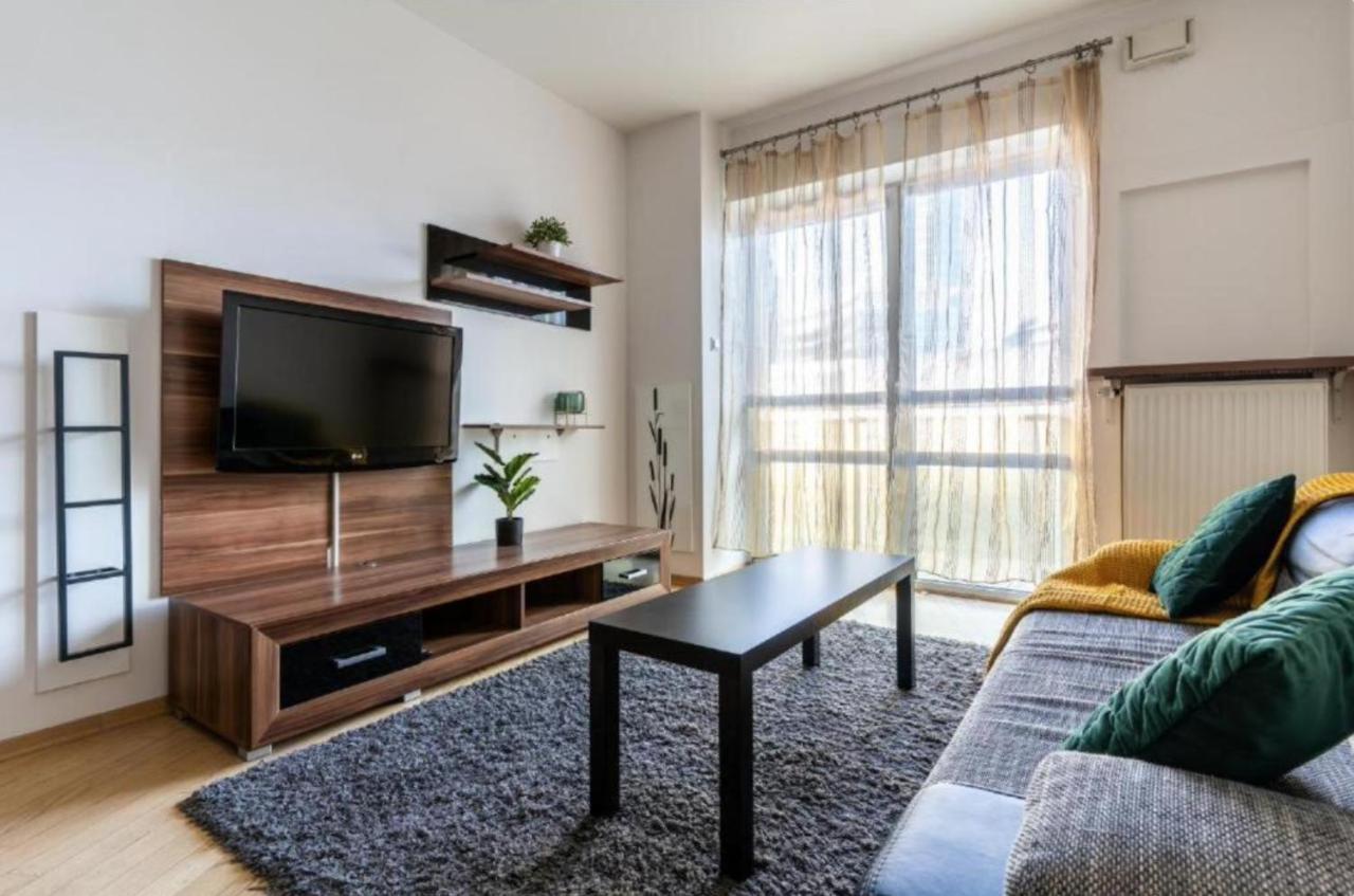 ורשה Platinum Tower - City Center - Golden Apartments מראה חיצוני תמונה
